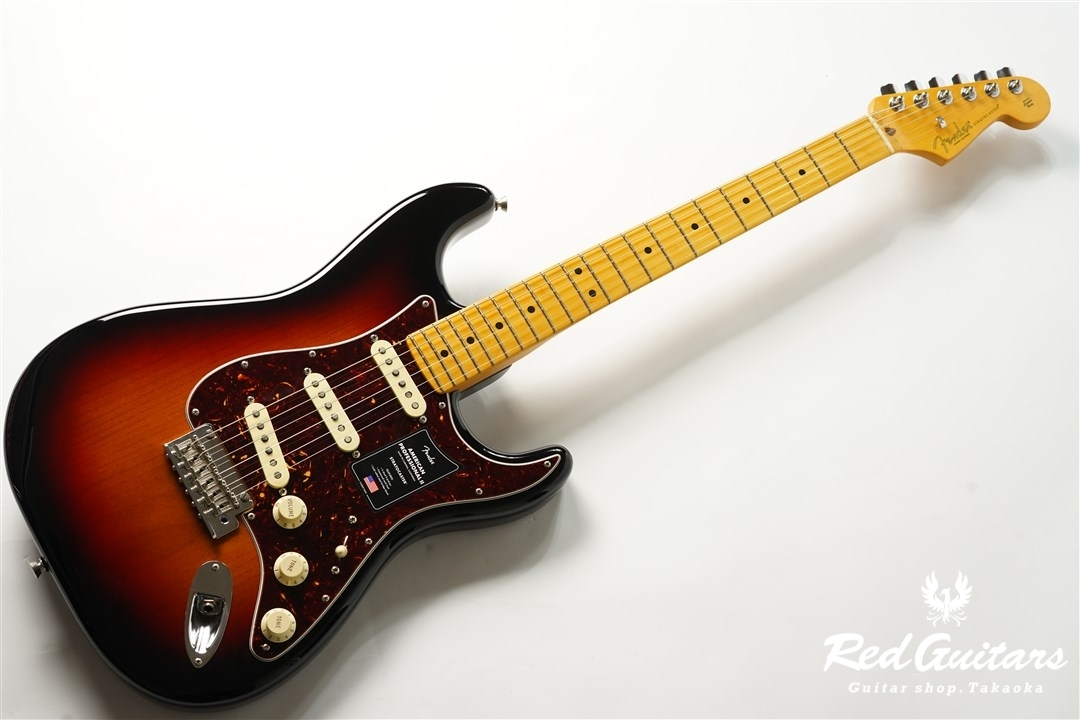 Fender American Professional II Stratocaster - 3-Color Sunburst